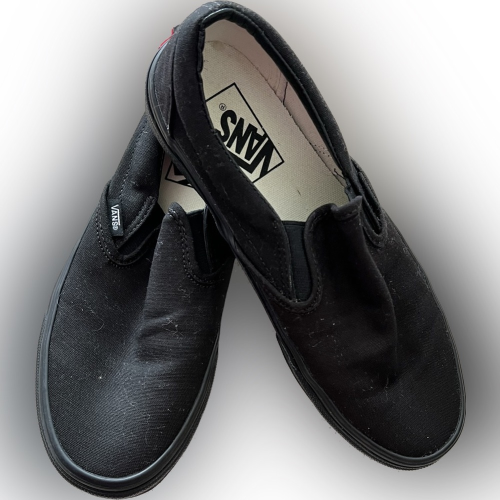 VANS Mens or Womens black slip on shoe never worn